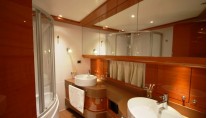 Lady Deisy -  Master ensuite